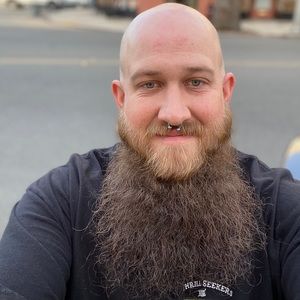 Meet your Posher, Aaron